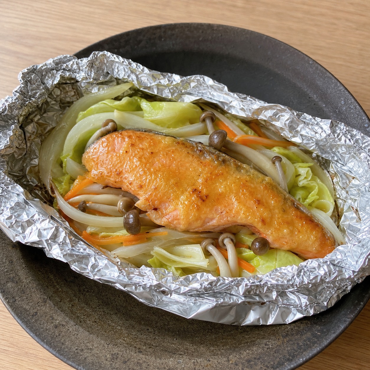 鮭の味噌ホイル焼き